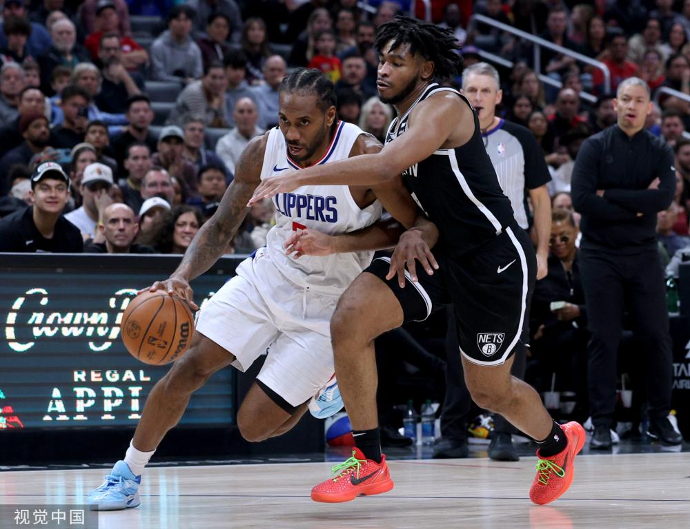 的巨头之一 的巨头之一